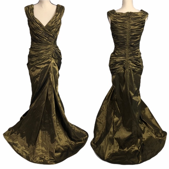 Tadashi Shoji Dresses & Skirts - Tadashi Collection Green VNeck Taffeta Formal Gown